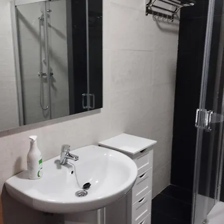Canadina 1 Apartment *